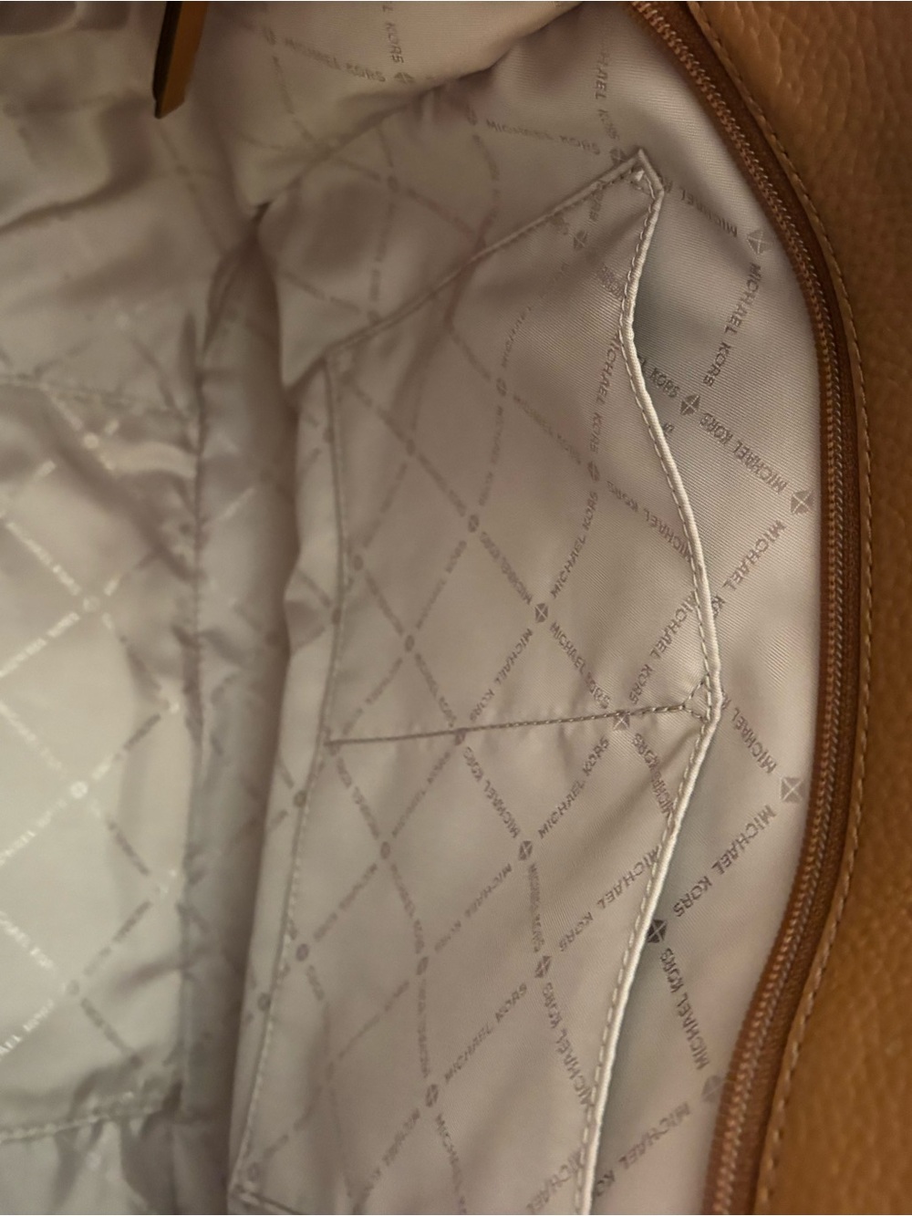 Michael Kors Luggage Pebbled Leather MK Tote - Picture 4 of 6
